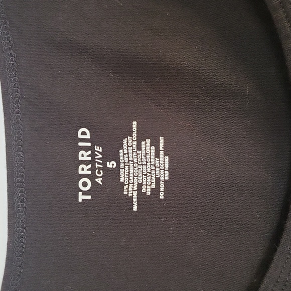 Women's Torrid  plus size tank top - Picture 2 of 3